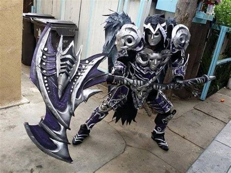 This thanatos cosplay I saw on SMITE's facebook page is godlike : Smite