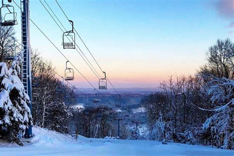 Pocono Mountains Ski Resorts: Family Snow Day | #PAGetaway