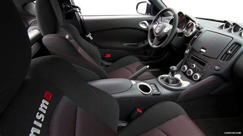 Nissan 370Z NISMO (2014) - Interior | Caricos