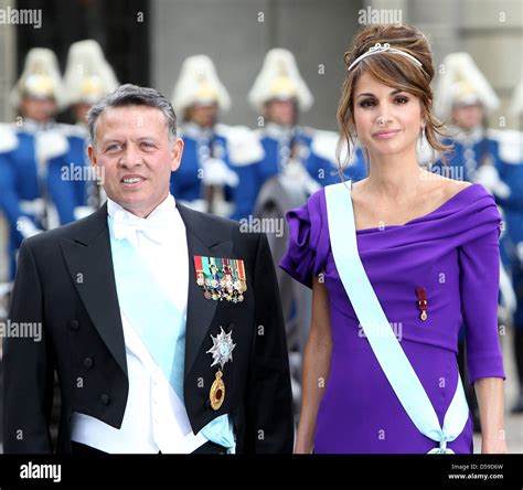 King Abdullah II of Jordan and Queen Rania of Jordan arrive for the Stock Photo: 54912337 - Alamy