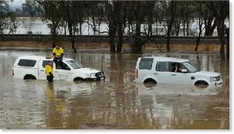 Flash floods cause havoc in Melbourne, Australia -- Earth Changes ...