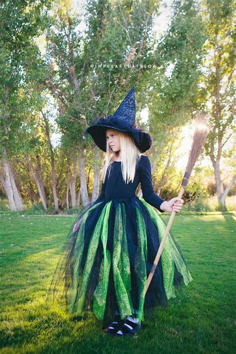 20 Awesome Witch Halloween Costume Ideas for Girls