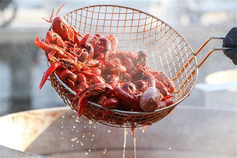 3 Texas Early Spring Crawfish Festivals You Won’t Want to Miss