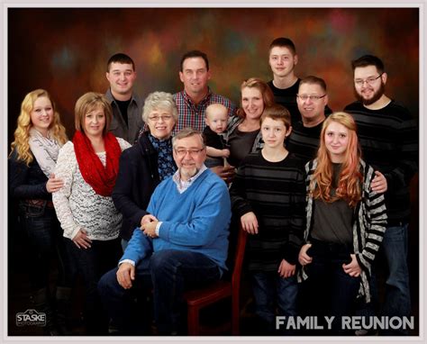 Holidays, Christmas, New Year & Family Reunion. It’s Time For Family Session | Staske Photography