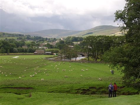 Summer 2011 view of Hawes in the stunning Yorkshire Dales | Yorkshire attractions, Yorkshire ...