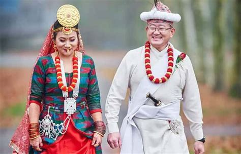 Traditional Dress of Sikkim | Tribal Costumes & Jewellery