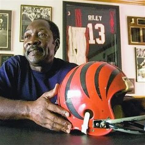 Not in Hall of Fame - RIP: Ken Riley