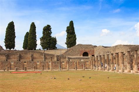 Tips for Visiting Pompeii | ItaliaRail
