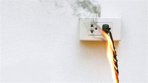 What is Short Circuiting? [Does it leads to Electrical Fires?]