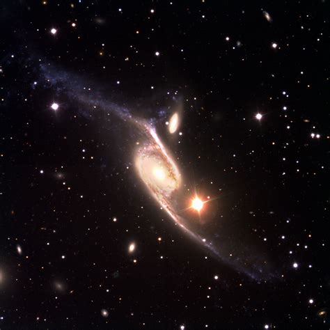 Jean-Baptiste Faure: Beautiful barred spiral galaxy NGC 6872 as seen by the VLT