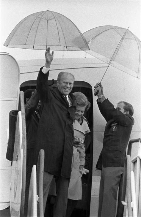 President Gerald Ford & Betty Ford Exit Plane At Willow Run Airport, September 16, 1976 | Ann ...