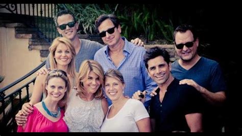 Photos: ‘Full House’ cast reunites after 25 years | 5newsonline.com