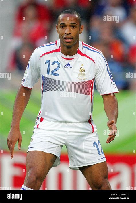 THIERRY HENRY FRANCE & ARSENAL FC HANNOVER GERMANY 27 June 2006 Stock ...