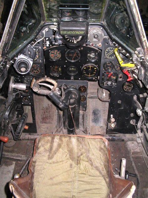 Ex-RCAF Mexican Vampire F Mk 3 cockpit | De havilland vampire, De ...