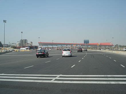 Delhi–Gurgaon Expressway - Wikipedia