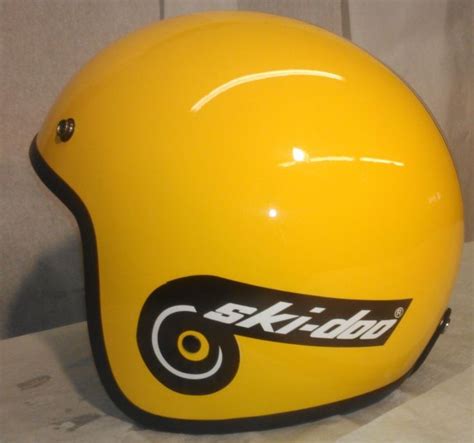 21 best Retro Vintage Snowmobile Helmets! images on Pinterest | Snowmobile helmets, Retro ...