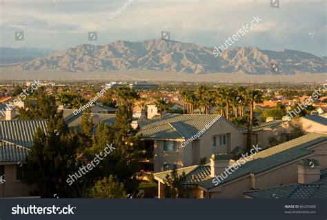 North View Las Vegas Mountain Range Stock Photo (Edit Now) 86205688 ...