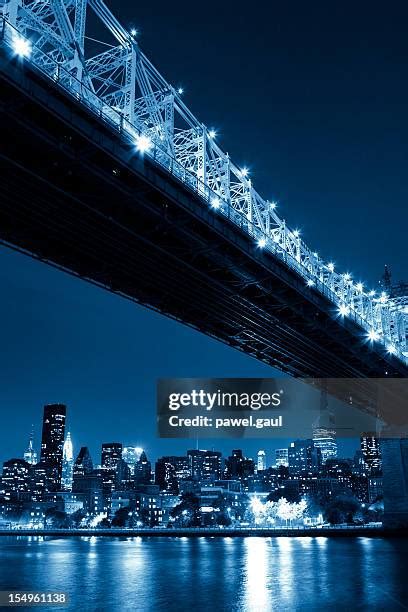 Queensboro Bridge Night Photos and Premium High Res Pictures - Getty Images