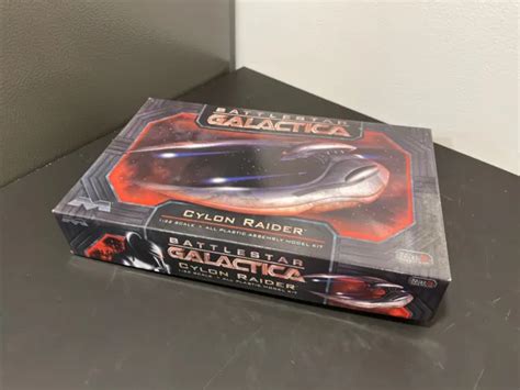 MOEBIUS BATTLESTAR GALACTICA Cylon Raider Model Kit $20.00 - PicClick