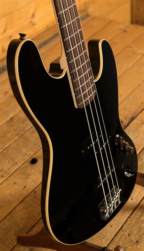 Fender Aerodyne Jazz Bass - Peach Guitars