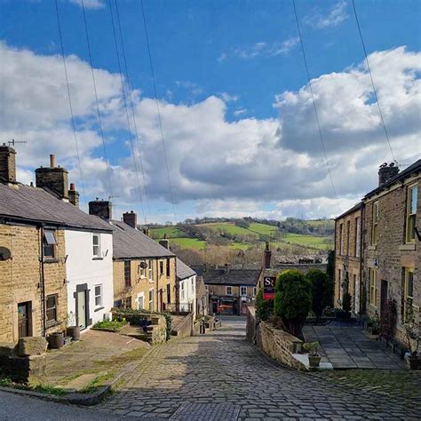 Chapel En Le Frith - All Things Peak District