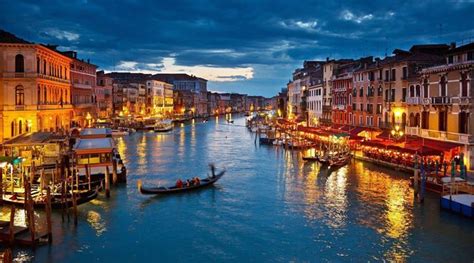 Venice in the Middle Ages timeline | Timetoast timelines