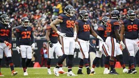 Critic Argues Hard That Chicago Bears Defense is Doomed