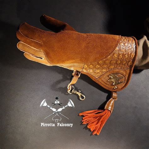 Falconry glove - Sculpture glove - Leather falconry glove - Medieval glove - Falconry ...