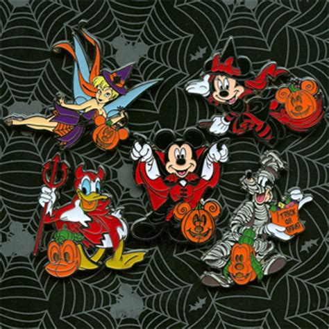 Happy Halloween - Classic Disney Photo (16343027) - Fanpop