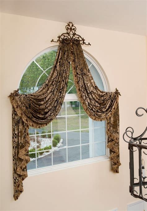 Arched Window Drapes Crowning Glory- Designer's Secrets