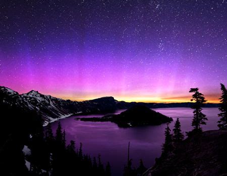 aurora borealis and the milky way over crater lake | Aurora borealis ...