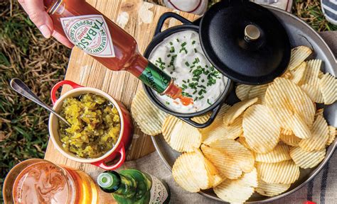 Sour Cream and Onion Dip | TABASCO® Recipes