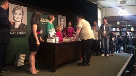 Hillary Clinton Fans Wait Through Night for Book Signing - ABC News