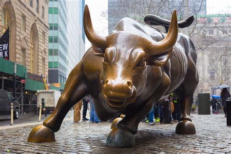 3840x2560 charging bull 4k widescreen computer wallpaper | Wall street, Credit default swap ...