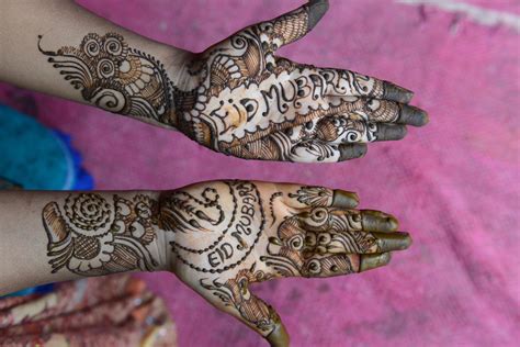 Latest Mehndi Designs for Eid and Chand Raat – Eid Mubarak 2017