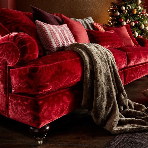 New in - The Belgrade - Sofological | Velvet sofa living room, Red sofa living room, Red velvet sofa