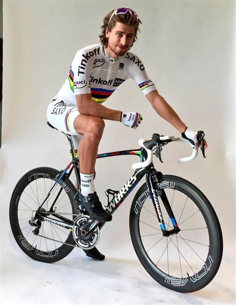 CapoVelo.com - Peter Sagan Flaunts New World Champion Jersey and Bike