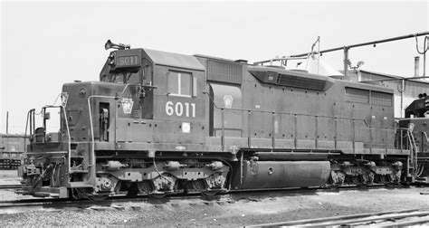 Pennsylvania Railroad EMD SD35 6011 | Pennsylvania railroad, Railroad ...