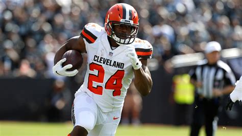 WATCH: Nick Chubb draws Cleveland Browns to within one score of Tampa ...