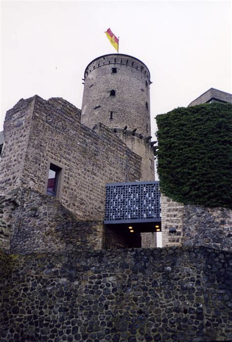 Bad Godesberg Castle | The town of Bad Godesberg is a part o… | Flickr