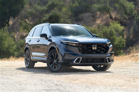 2023 Honda CR-V Hybrid Sport Touring Is a Solid Compact Crossover - CNET