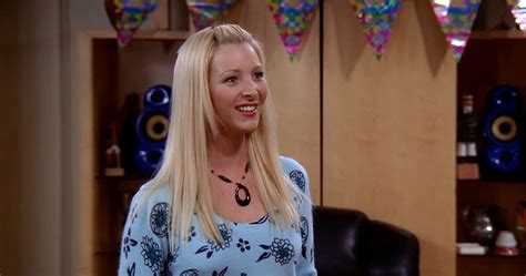 Friends Phoebe - Friends Quiz: How Well Do You Remember Phoebe Buffay's ...