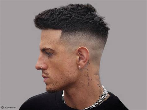 The Ultimate Collection of 999+ Hair Cutting Images for Men in Stunning ...