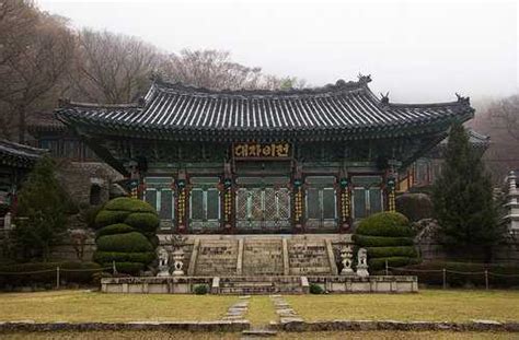 Beomeosa Temple, Busan , South-Korea | Beomeosa Temple photos and more ...