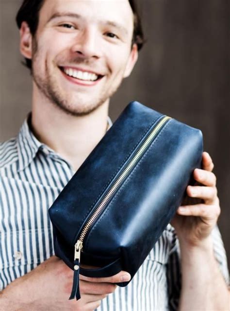 Mens Dopp Kits & Travel Bags | Portland Leather Goods | Leather travel ...