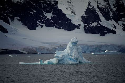 Ice in Antarctica is melting faster than last year, scientists say - The Washington Post