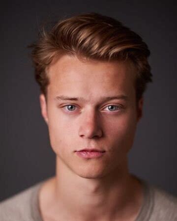 Rudy Pankow (Actor) Wiki, Bio, Age, Height, Weight, Girlfriend, Net ...