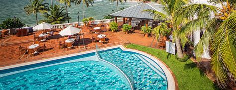 Beach Hotels in Colombo l Swimming Pool at Mount Lavinia Hotel