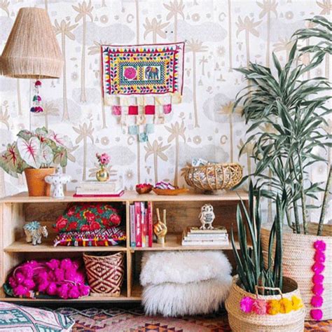 Jungalow Addition - See How Wallpaper Totally Transforms These Rooms - Photos Boho Bedroom ...