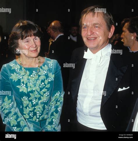Olof Palme Swedish Prime minister with wife Lisbeth at Nobel gala dinner in Stockholm City hall ...